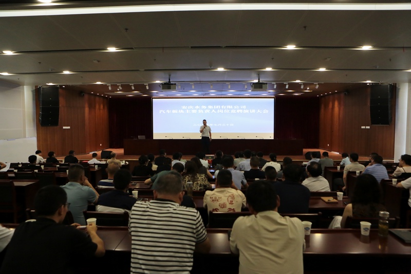 青春灿烂 正义燃烧