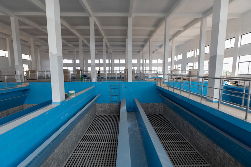 暑热难耐 各地保水护民生